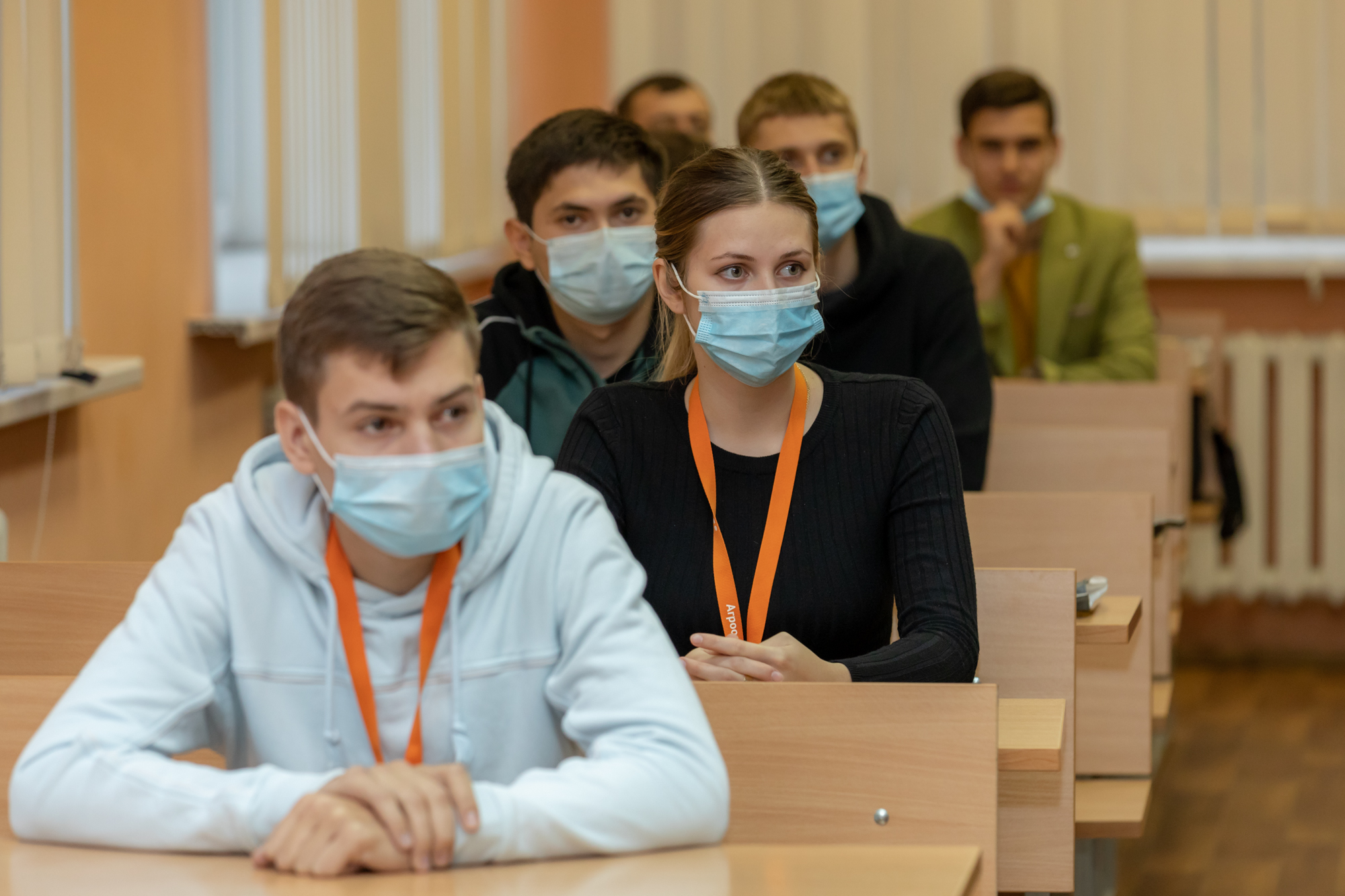 Ученые отмечают что в современных государствах на первый план выходят биотехнологии