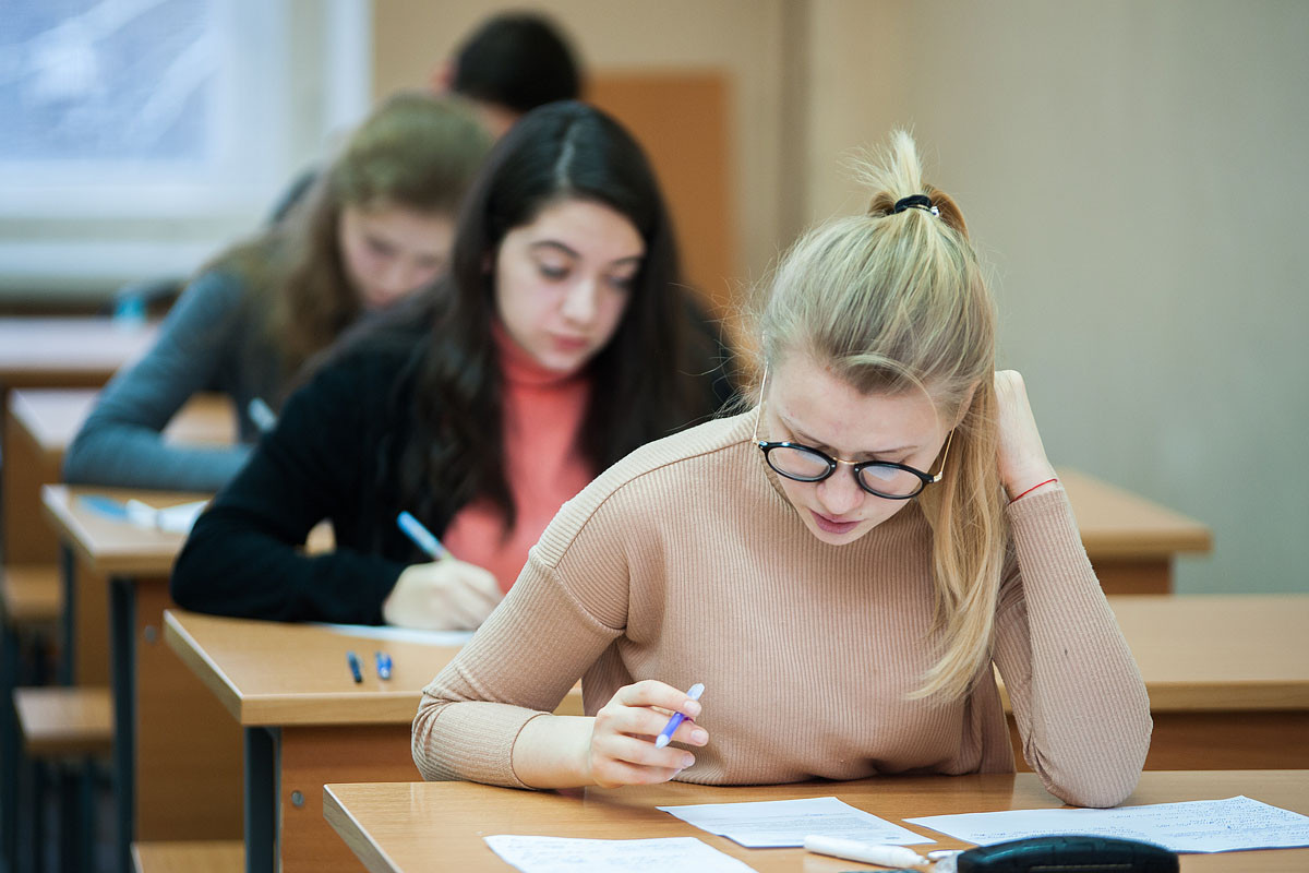 Экзамены заочники. Вступительные экзамены в Чехии. Выпускные экзамены. Сдача ОГЭ. Заочники.