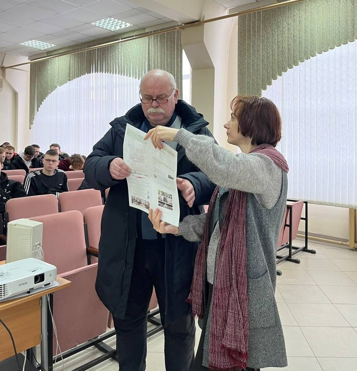 Павловский посад улица фрунзе 47. Сергиев посад колледж улица 40 лет октября 5а. Спк сергиев посад колледж. Гбпоу мо сергиево-посадский колледж. Мед коллед сергиев посад.