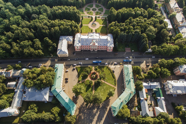 Бесплатно для москвичей